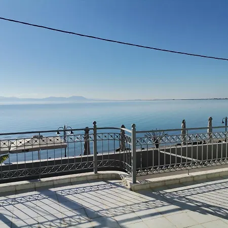 Διαμέρισμα Παραλία Μενιδίου Menidion Exterior photo