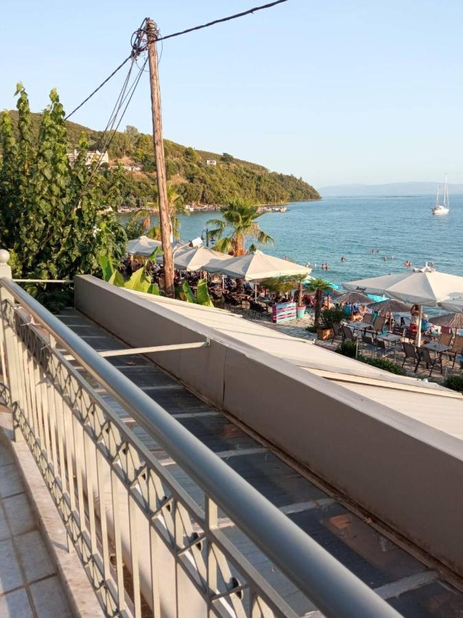 παραλία μενιδίου Apartment Menidion