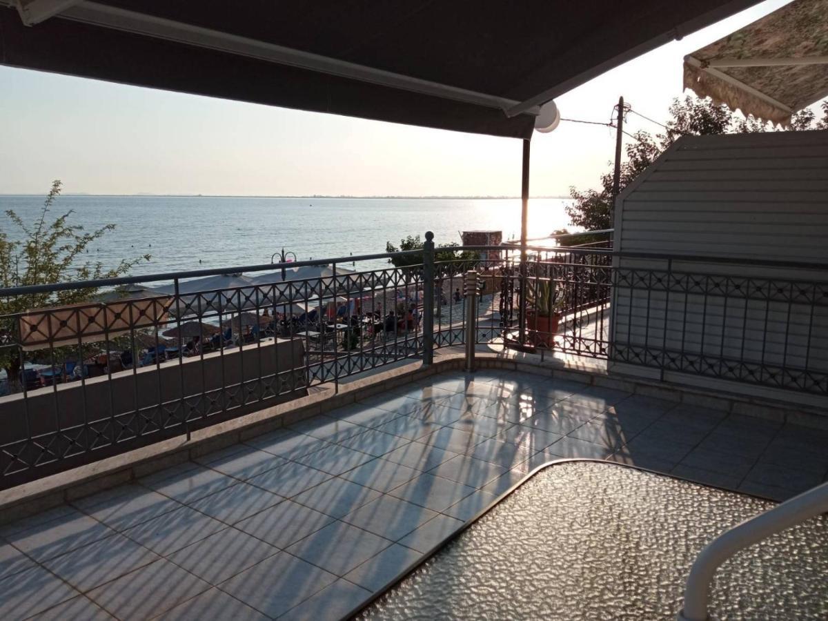 Apartment παραλία μενιδίου *